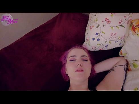 ❤️ Un cumpagnu di classe Slutty hà dumandatu à saltà OBG cun ella, cusì avemu fottutu senza preservativu ☑ Bella porno à co.xxxtophd.ru ️❤
